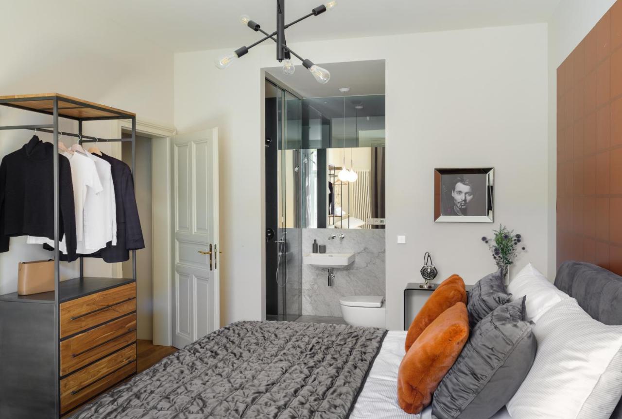 Mn6 Luxury Suites By Adrez Praha Eksteriør bilde