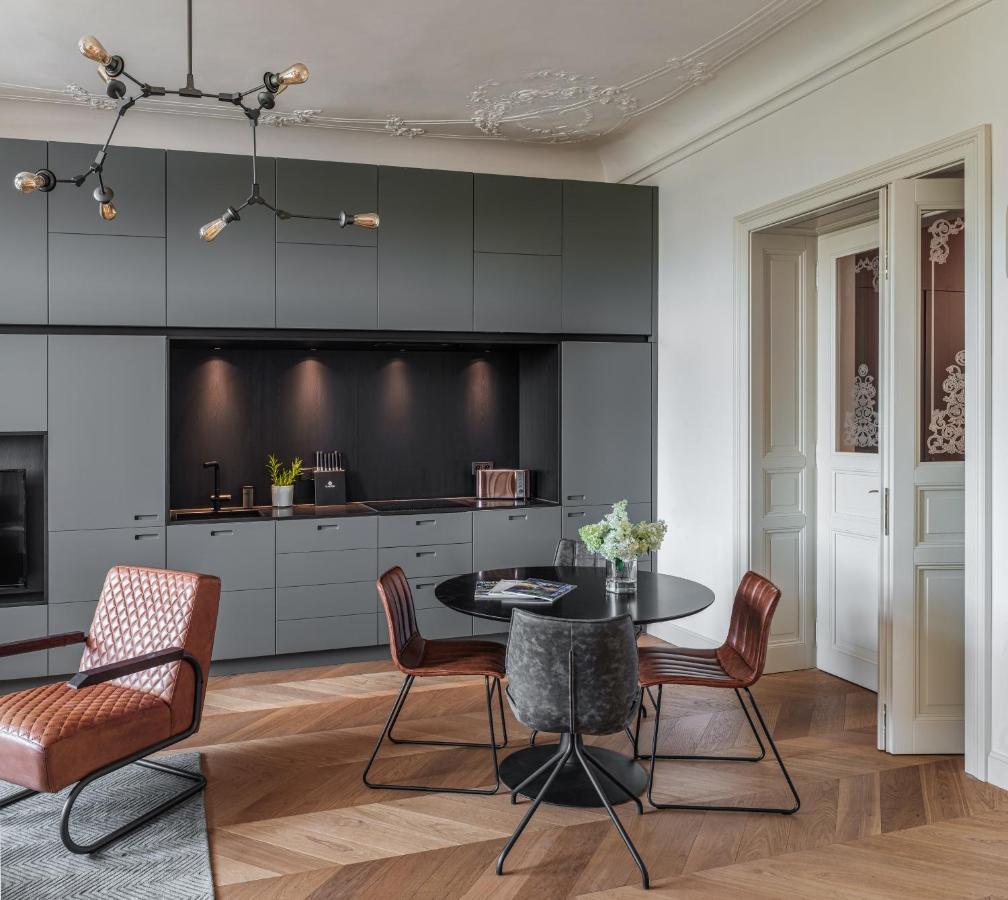 Mn6 Luxury Suites By Adrez Praha Eksteriør bilde