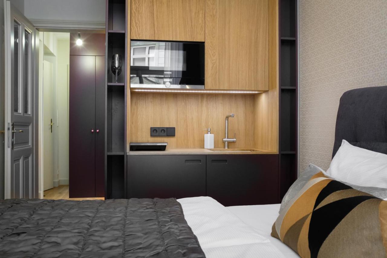 Mn6 Luxury Suites By Adrez Praha Eksteriør bilde