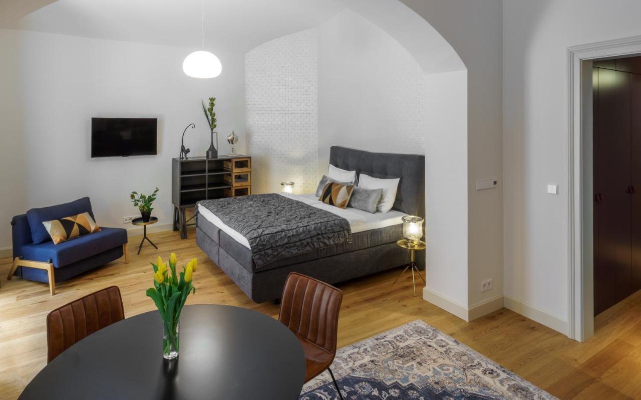 Mn6 Luxury Suites By Adrez Praha Eksteriør bilde