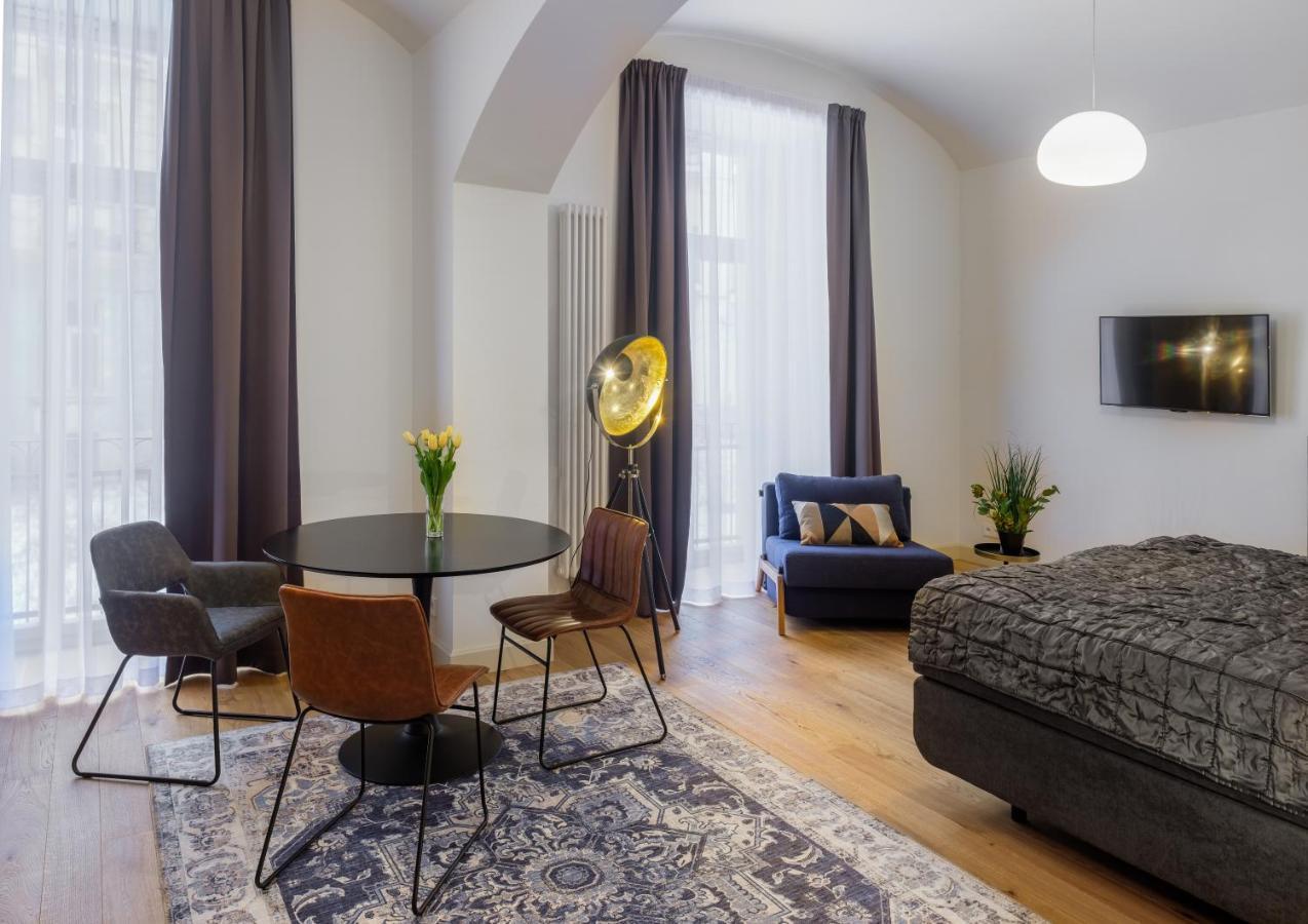 Mn6 Luxury Suites By Adrez Praha Eksteriør bilde